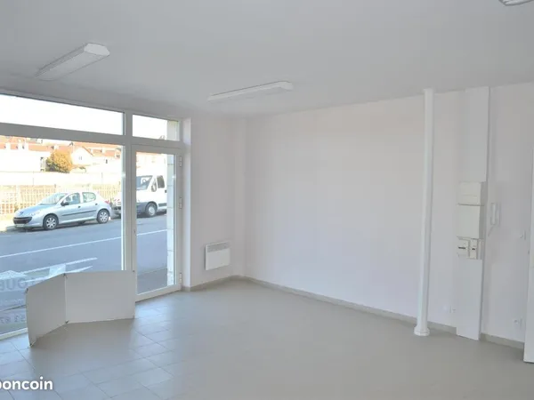 Local 35 m² Périgueux