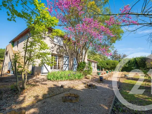 Maison 7 pièces 179 m²