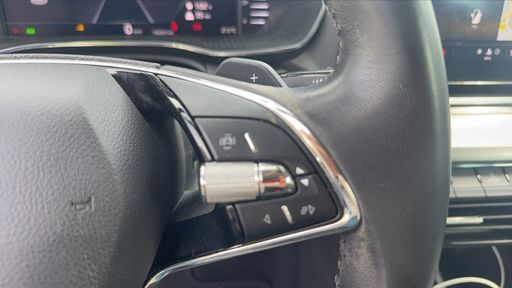 Skoda Octavia 1.5 eTSI 150 DSG7 - Business – 2023 – 156283 km – Hybride essence – Boîte Automatique — photo 27
