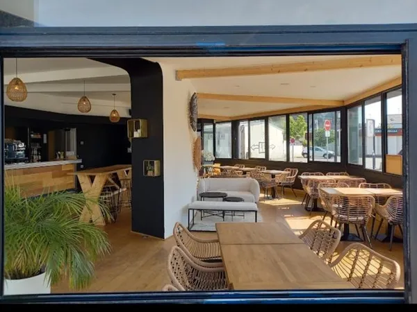 A vendre local 140 m2