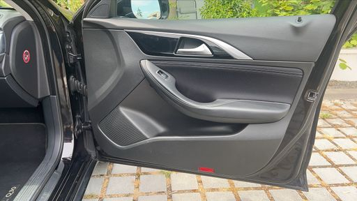 Infiniti Q30 2.2 D 170 7DCT - Luxe – 2018 – 113000 km – Diesel – Boîte Automatique — photo 25