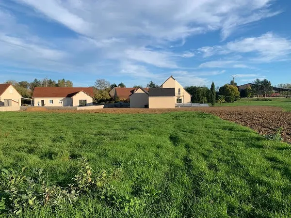 Terrain à bâtir de 1640 m² à Meursanges
