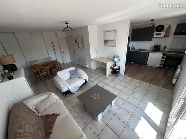 T2 meublé 52 m² avec balcon et garage - Valence Sud, commerces et bus à pied