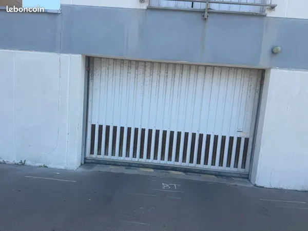 Emplacement moto /scooter