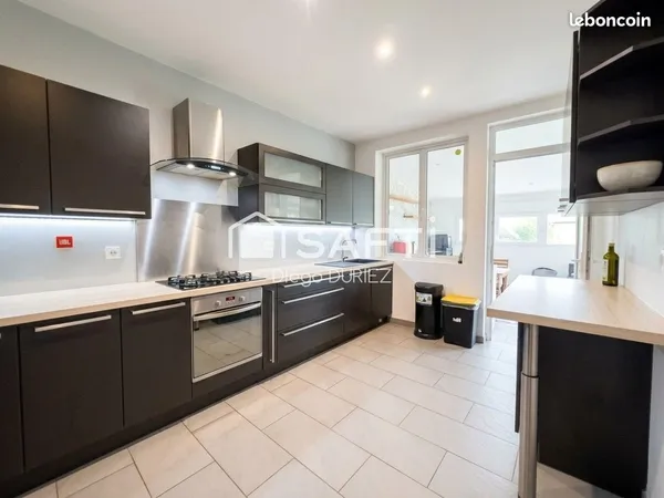 Maison 6 pièces 105 m²
