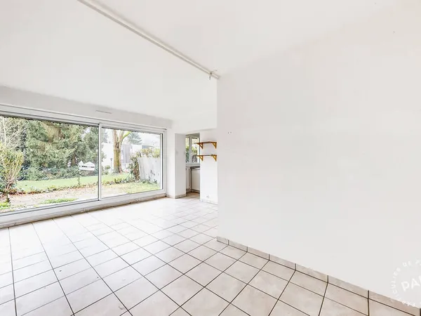Studio 1 pièce 28 m²