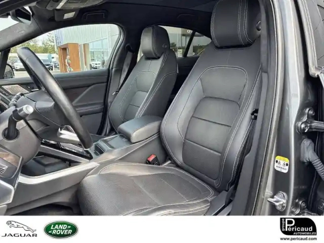 Jaguar I-Pace awd 90kwh — photo 6