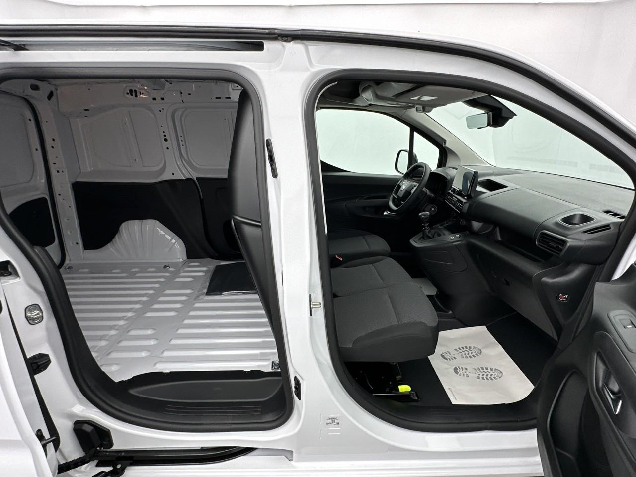 Citroën Berlingo van m diesel 100 ch manuelle — photo 11