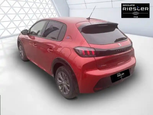 Peugeot 208 electrique 50 kwh 136ch — photo 7