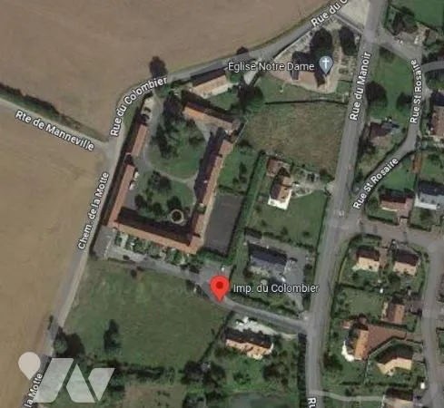 Terrain 692 m²