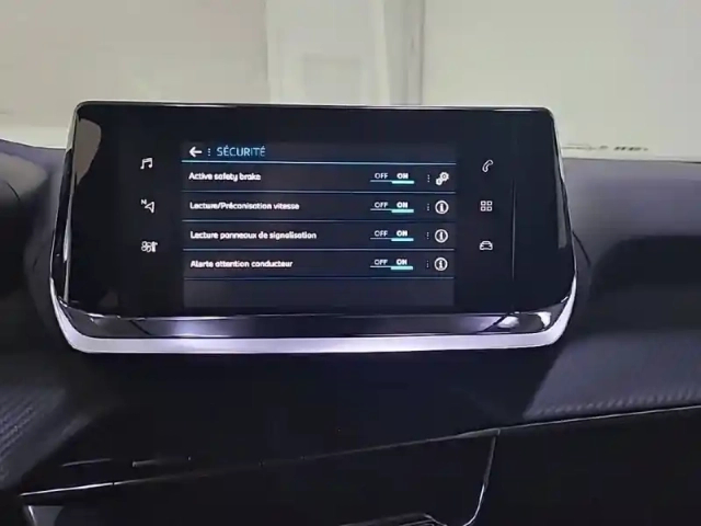 Peugeot 2008 puretech 130 s&amp;s eat8 — photo 43
