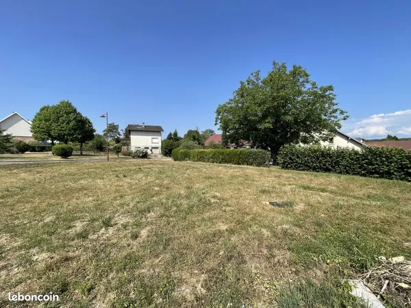 Terrain 867 m² Meroux moval