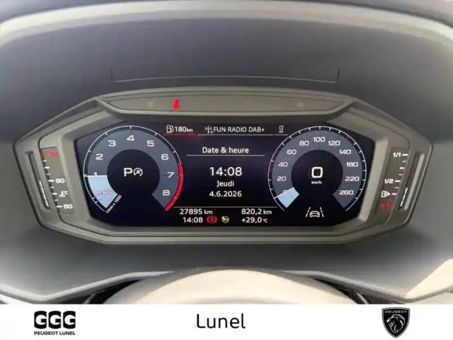 Audi A1 sportback 25 tfsi 95 ch s tronic 7 — photo 15