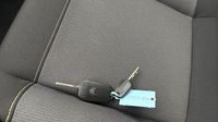 Citroen C3 1.2 PureTech 110ch S&S Shine 120-123g — photo 16