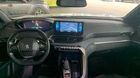 Peugeot 3008 HYBRID 225ch Allure Pack e-EAT8 — photo 11