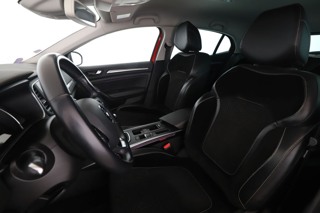 Renault Mégane 1.2 TCe Energy Intens — photo 9