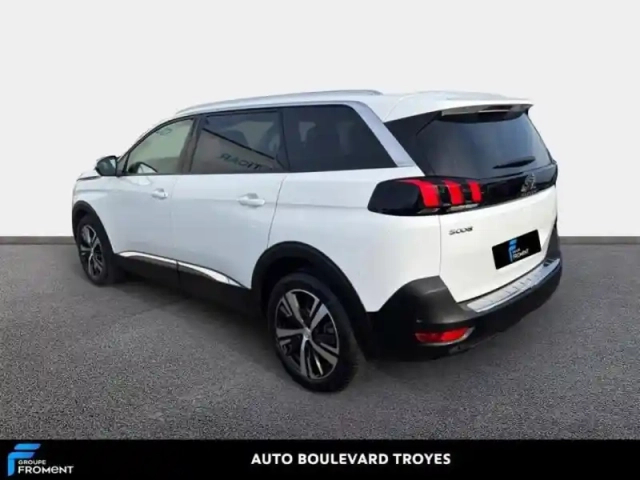 Peugeot 5008 1.2 puretech 130ch s&amp;s allure eat8 — photo 22
