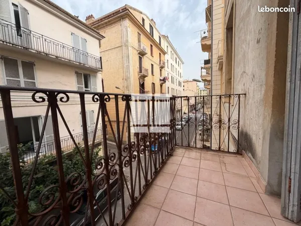 Appartement 4 pièces 74 m²