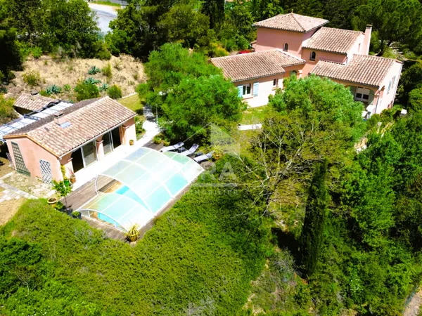 Maison 6 pièces 170 m²