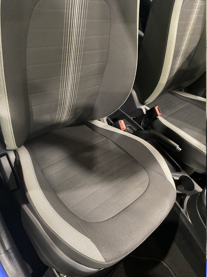 Hyundai i10 — photo 51