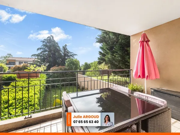 Bel appartement récent 4 pièces COLLONGES AU MONT D'OR (69)