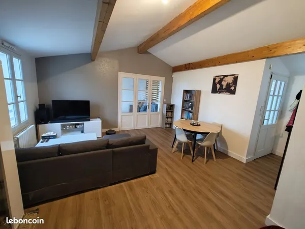 Joli appartement meublé