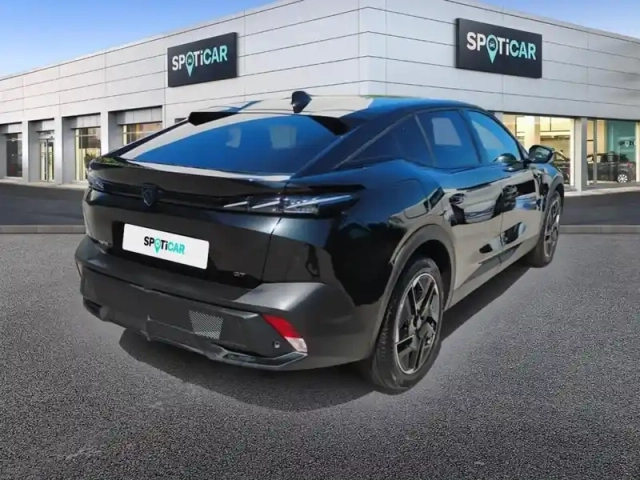 Peugeot 408 hybrid 136 e-dcs6 gt — photo 28