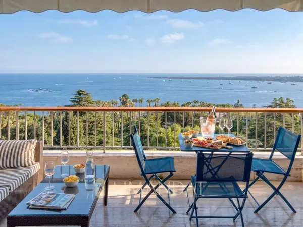 Cannes Californie - Résidence de Prestige - Appartement 2 pièces - Vue mer panoramique