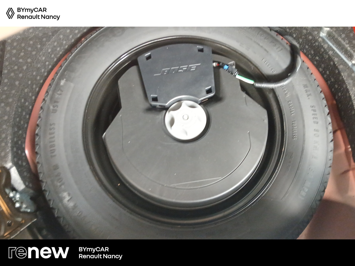Renault Kadjar TCe 160 FAP EDC — photo 15