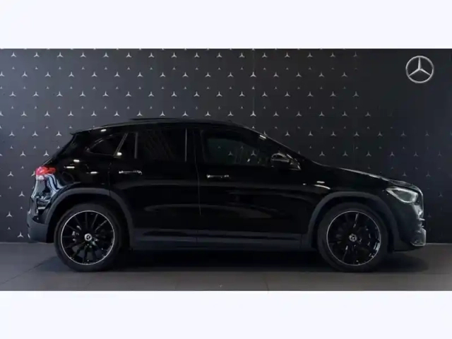 Mercedes Gla 250 e amg line — photo 27