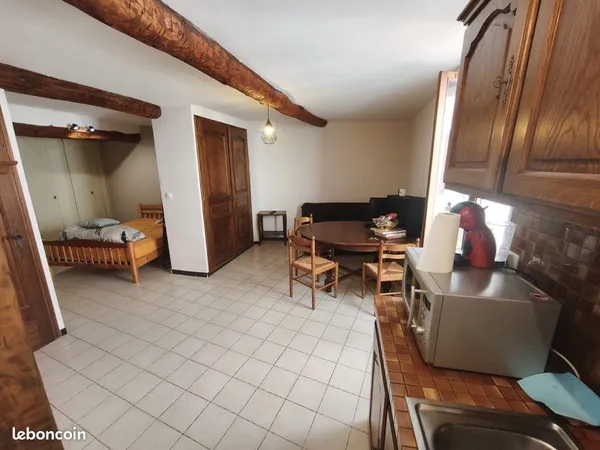 Studio 27m2 à Saint André les Alpes