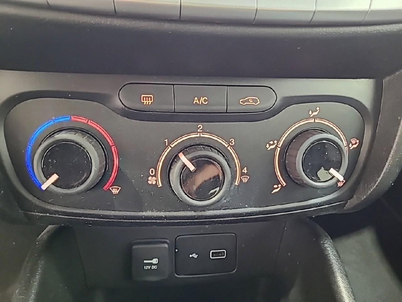 Fiat Tipo 5 portes 1.4 95 ch ligue 1 conforama — photo 21