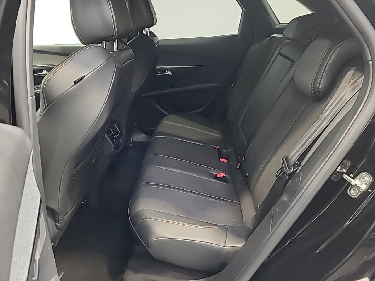 Peugeot 3008 bluehdi 130ch s&s eat8 gt line — photo 13