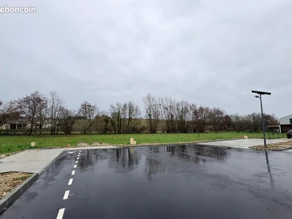 Terrain 800 m² Bourg