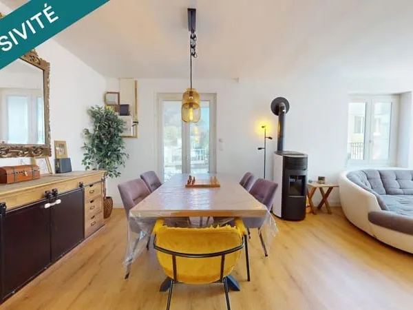 Maison 2 chambres, avec garage et jardin clos de 376 m².