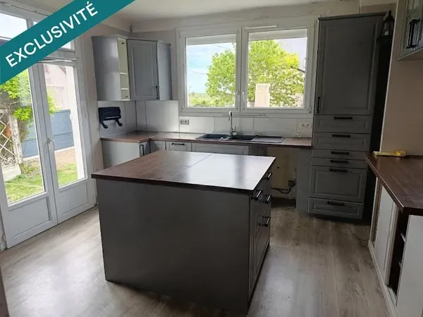 Maison 8 pièces 148 m²