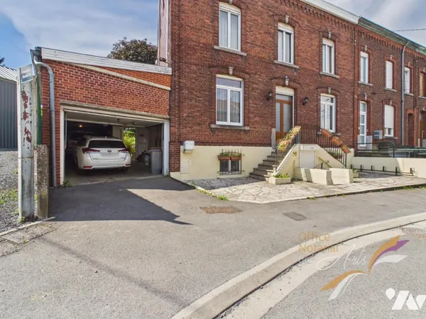 Maison 6 pièces 273 m²