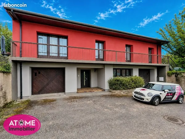 Maison 6 pièces 243 m²