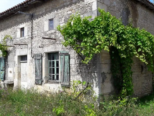 Vends maison poitevine