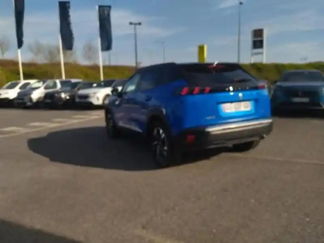 Peugeot 2008 1.5 bluehdi 130ch s&amp;s gt eat8 125g — photo 8