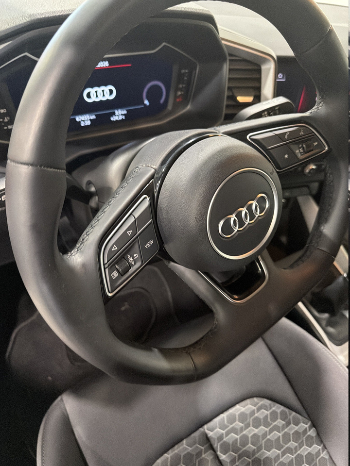 Audi A1 Sportback — photo 52