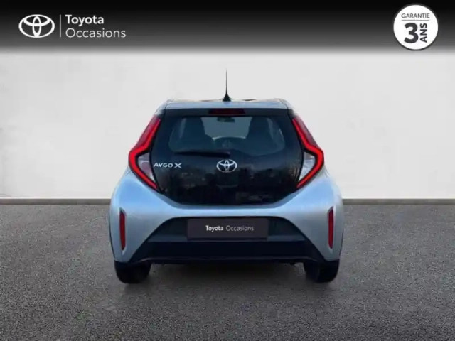 Toyota Aygo X 1.0 vvt-i 72ch dynamic my23 — photo 4