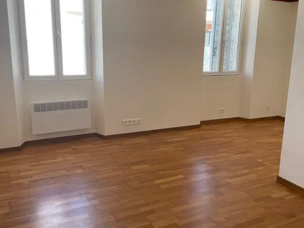 T2 duplex Toulon climatisé