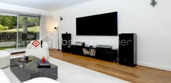 Appartement 5 pièces 121 m²