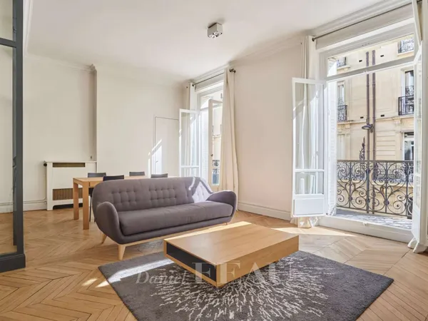 Appartement 2 pièces 74 m²