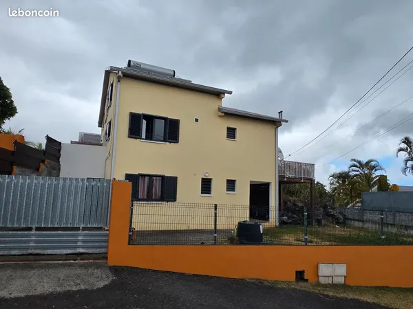 Loue grande villa