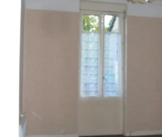 VENDS APPARTEMENT à DIJON 36 m2 - au rez de chaussée - 136 000
