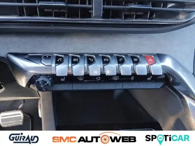 Peugeot 3008 hybrid 225 e-eat8 — photo 38