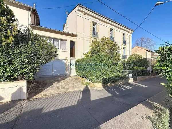 Immeuble de rapport 375 m²