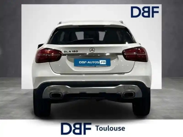 Mercedes Gla 180 sensation — photo 4